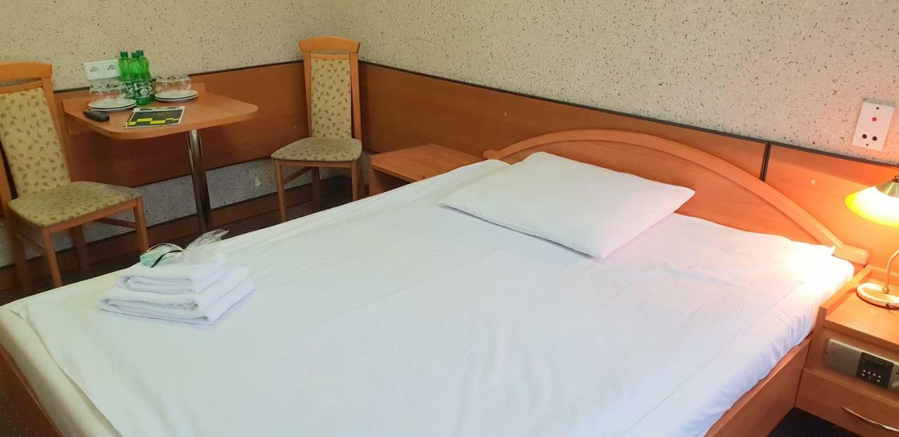 Hotel Echo Cedzyna Extérieur photo