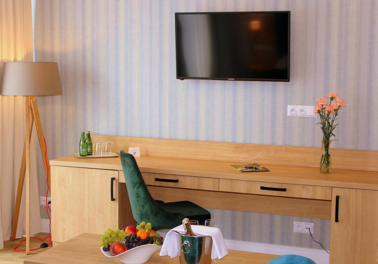 Hotel Echo Cedzyna Extérieur photo
